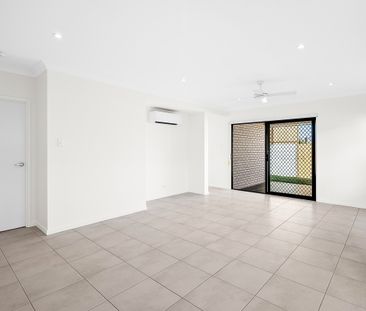 Beautiful Home in Pebble Creek Estate! - Photo 5