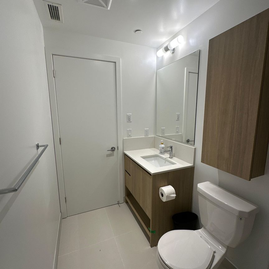 For Lease - 1161 Kingston Road Unit# 507, Toronto, Ontario - Photo 1