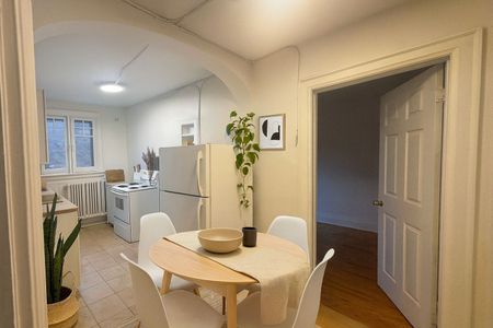 For Lease - 2393 Queen Street Unit# 17, Toronto, Ontario - Photo 5