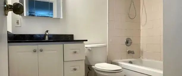 230 - 326 MAJOR MACKENZIE DRIVE E | 230 - 326 MAJOR MACKENZIE DRIVE E, Richmond Hill - Photo 1
