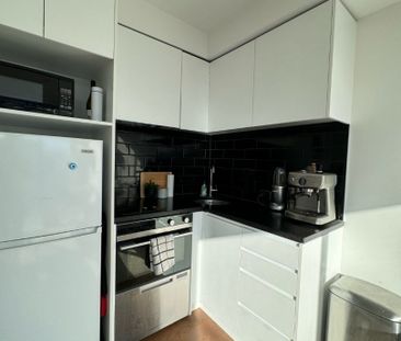 502b/2 Elizabeth Street, Mount Victoria - Photo 3