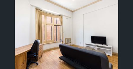 A World of Charm in The Heart of Town! - Photo 3