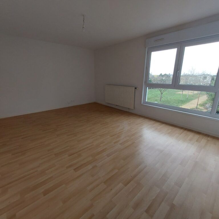 LOCATION APPARTEMENT T2, POITIERS, Breuil-Mingot-Saint-Eloi - Photo 1