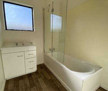 Fully Fenced Home - Photo 4