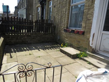Livingstone Street, Halifax - Photo 4