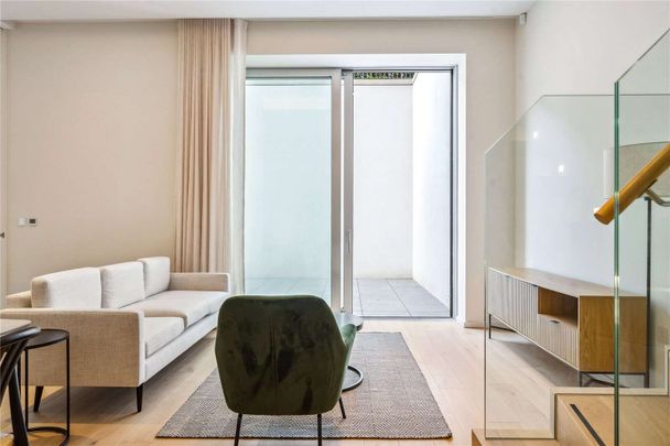 Lillie Square, London, SW6 1GE - Photo 1