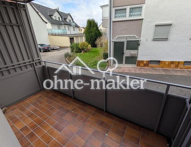 Erstbezug nach Kernsanierung - 1-Zimmer-Wohnung möbliert mit Stellplatz - Photo 1