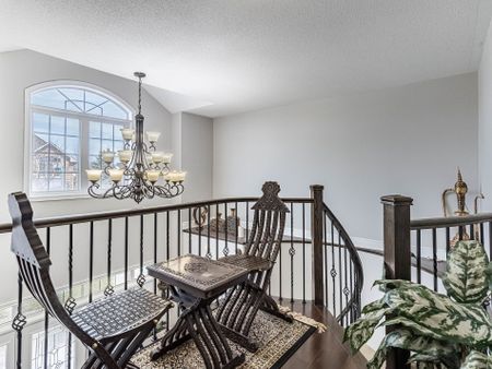 For Lease - 2340 Thruxton Drive, Oakville, Ontario - Photo 3