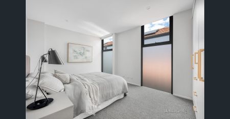 Modern Elegance, Spacious and Stylish - Photo 5