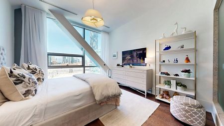 For Lease - 29 Queens Quay Unit# 1304, Toronto, Ontario - Photo 2