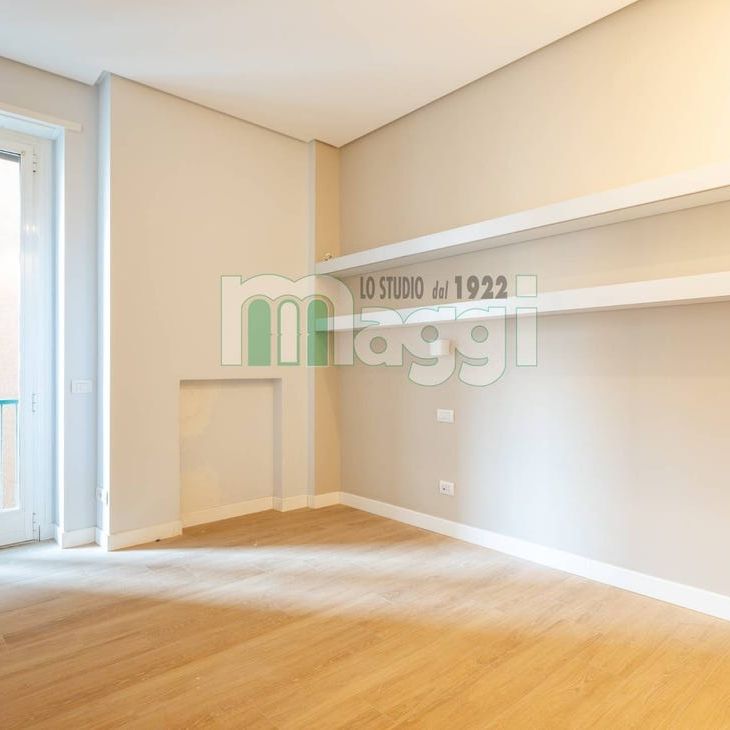 Via Varese, Milano, Lombardy 20121 - Foto 1