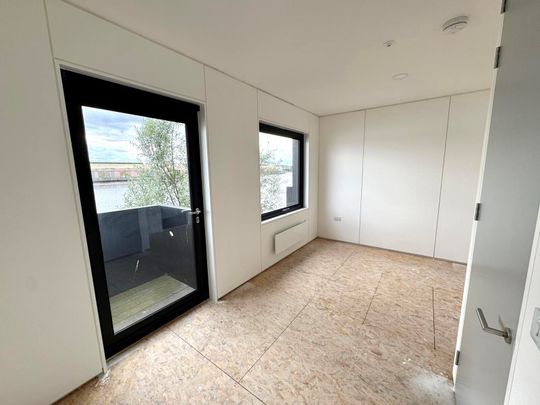 Redbridge Quay, Birkenhead - Photo 1