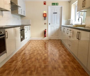 Chester Road North, KIDDERMINSTER - Photo 1