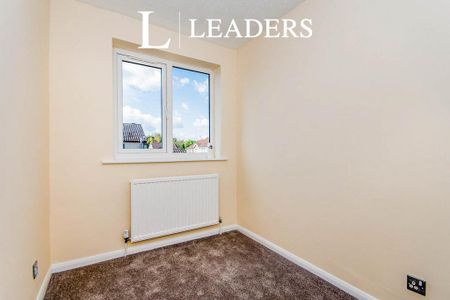 2 bedroom semi-detached house to rent - Photo 4