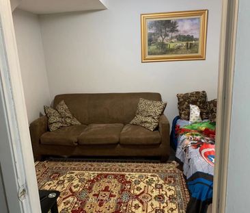 For Lease - 871 Consort Crescent Unit# (Basement), Mississauga, Ont... - Photo 1