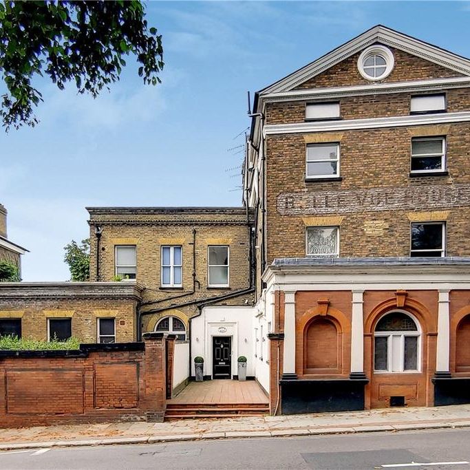 2 bedroom property to rent - Photo 1