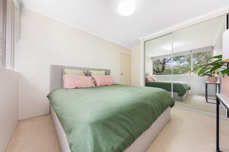 Bright Modern Living with Private Outlook - Photo 4