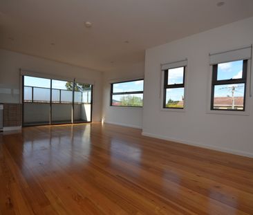 1/1 Kenneth Street, Preston VIC 3072 - Photo 6