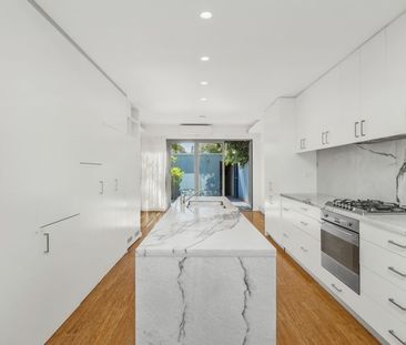 141 Mitchell Road, Alexandria NSW 2015 - House For Rent | Domain - Photo 5