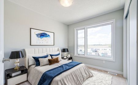 For Lease - 1210 Greentree Path, Oshawa, Ontario - Photo 2