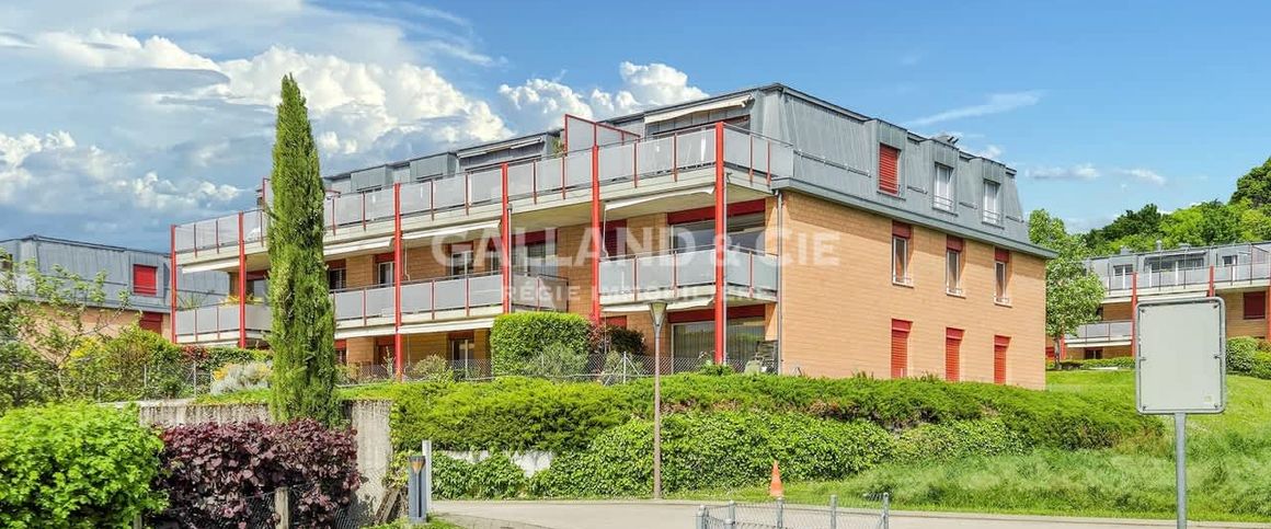 3.5 Zimmer, 102 m², 2. Stock - Photo 1