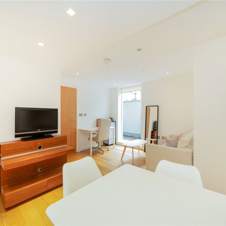 Cornwall House, Marylebone, NW1, London - Photo 1