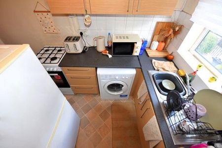 2 bedroom house to rent - Photo 4