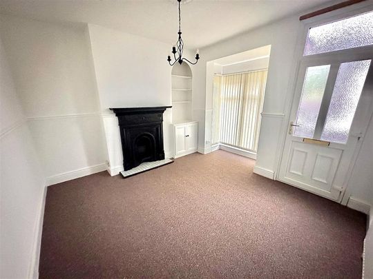 2 bedroom end of terrace house to rent - Photo 1