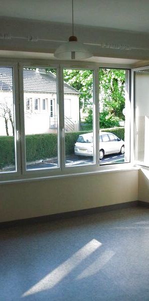 Location Appartement 1 pièce 26m² COUTANCES 50200 - Photo 1