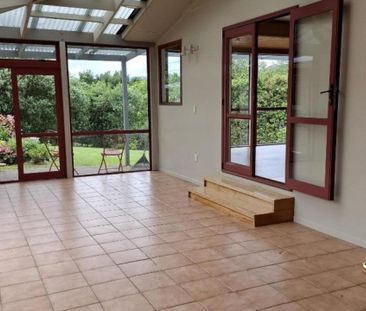 Rural Living - Photo 3