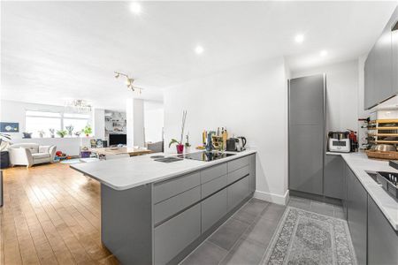 Bluelion Place, London, SE1 4PU - Photo 3