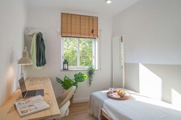 Gran Via de les Corts Catalanes, Barcelona, Catalonia 08004 - Photo 1