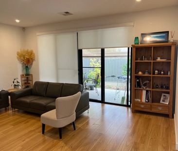 Stylish Low-maintenance Townhouse - Photo 1