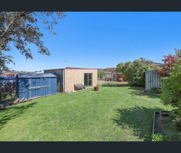 Low Maintenance 3 Bedroom Home - Photo 2