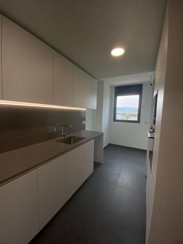 Piso de alquiler en Carrer de Caldes D'estrac, 11, El Rengle - Photo 5