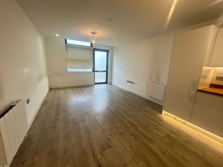 Edinburgh Gate, Harlow - Photo 2