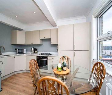 Broadway, London, W13 - Photo 3