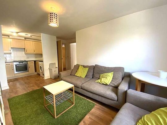 St Andrew`s Close, Canterbury, CT1 - Photo 1