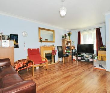 3 bedroom end of terrace house to rent - Photo 1