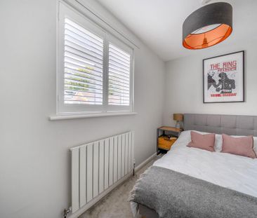 3 bedroom semi-detached house to rent - Photo 5