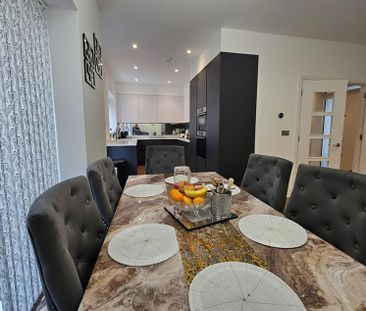 3 bedroom terraced house to rent - Photo 3