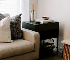 1 room apartment of 106m² in Sherbrooke - Photo 1