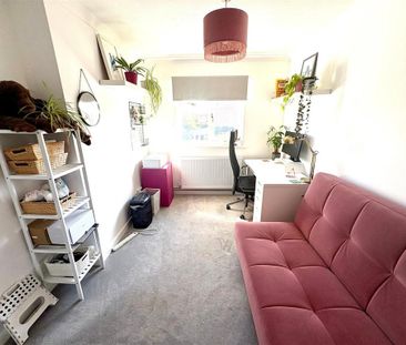 2 bedroom property to rent - Photo 3
