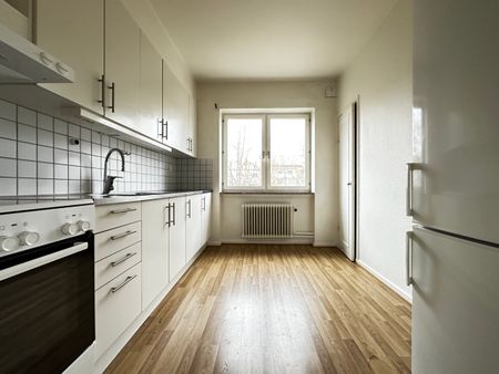 Övre Eneborgsv. 19- 2rok(lgh 1201) - Photo 4