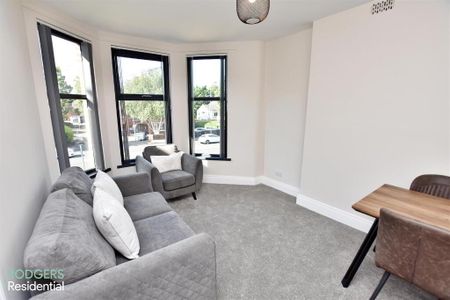 Apt 3, 244 Upper Newtownards Road, Belfast, BT4 3EU - Photo 2