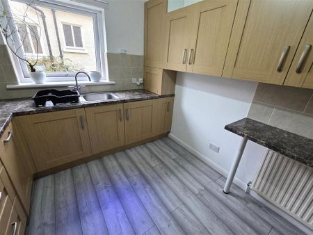 2 bedroom apartment to rent - Photo 5