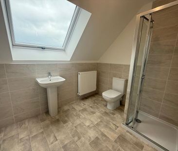 3 bedroom terraced house to rent - Photo 1