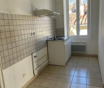Location Appartement 2 pièces 37m² NIMES 30000 - Photo 1