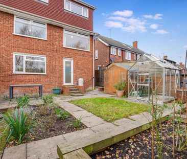 4 bedroom house to rent - Photo 2