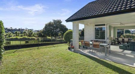 Spacious, Fully Furnished Family Home in Bethlehem - Photo 5